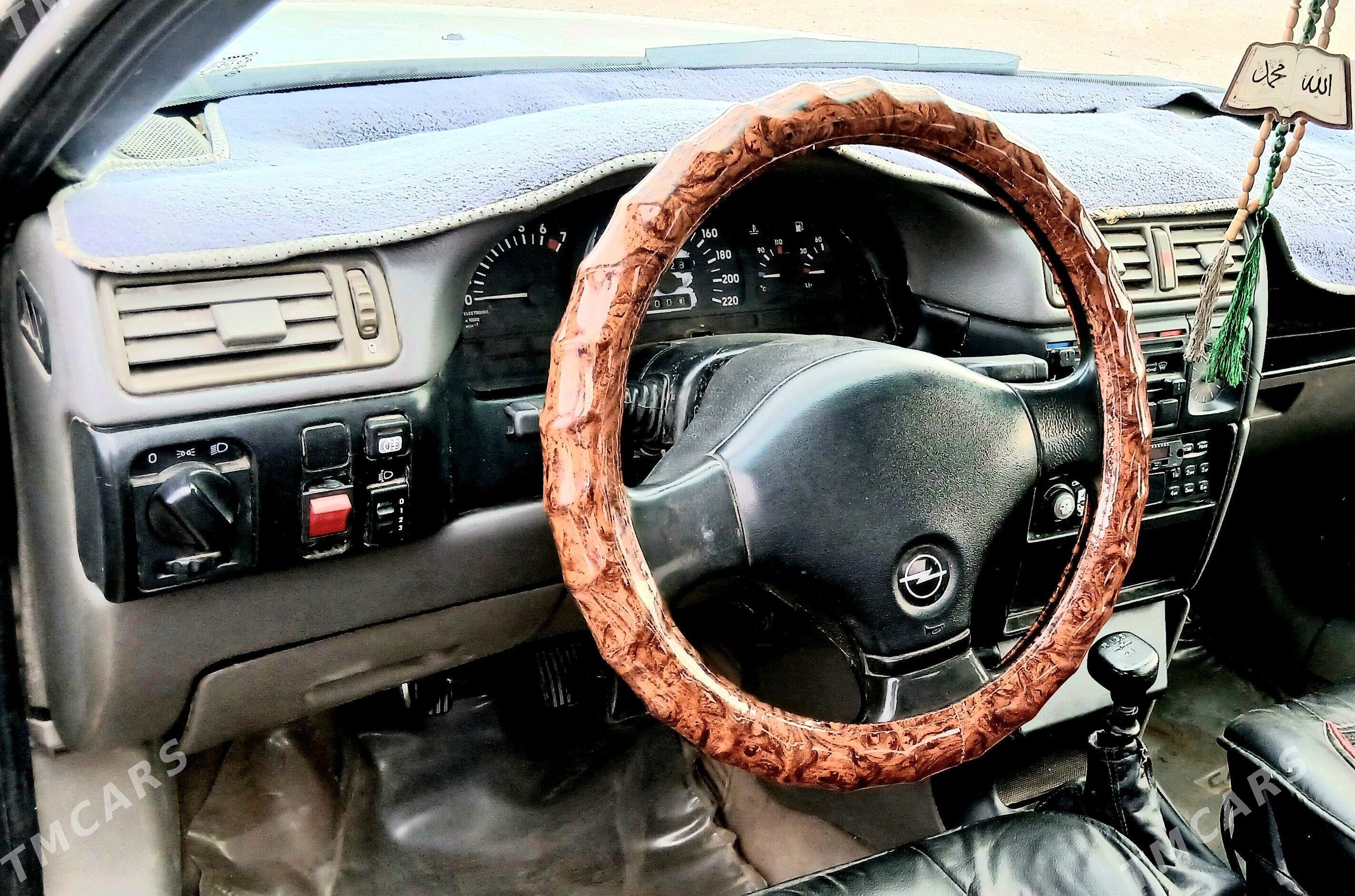 Opel Vectra 1991 - 40 000 TMT - Шабатский этрап - img 4