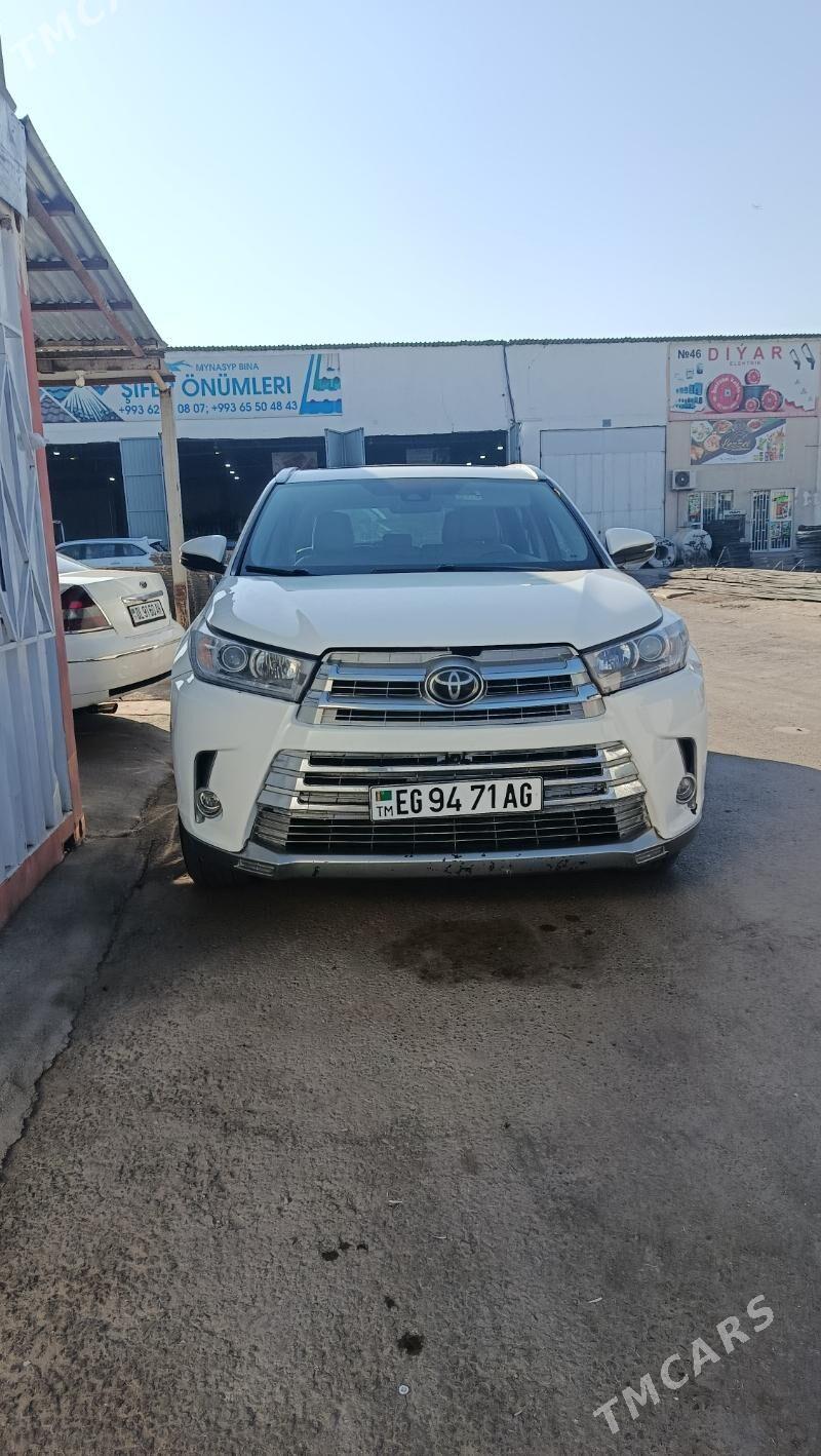 Toyota Highlander 2017 - 440 000 TMT - Ашхабад - img 1