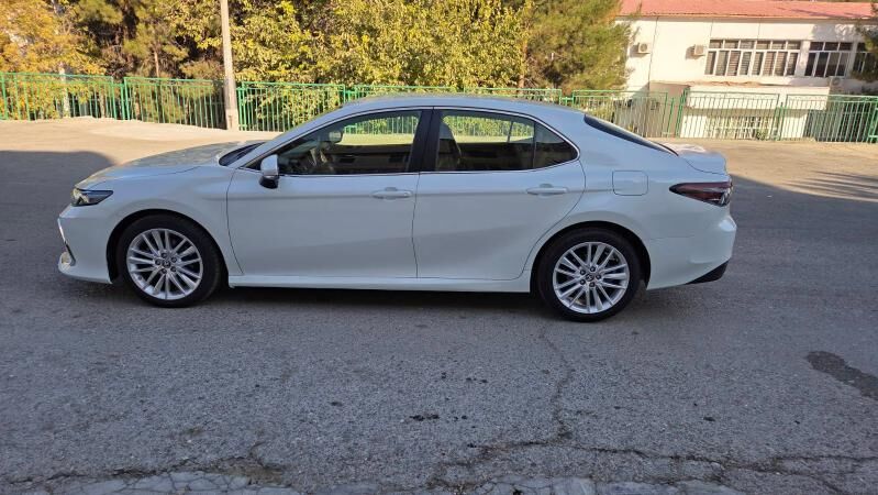 Toyota Camry 2021 - 230 000 TMT - Aşgabat - img 5