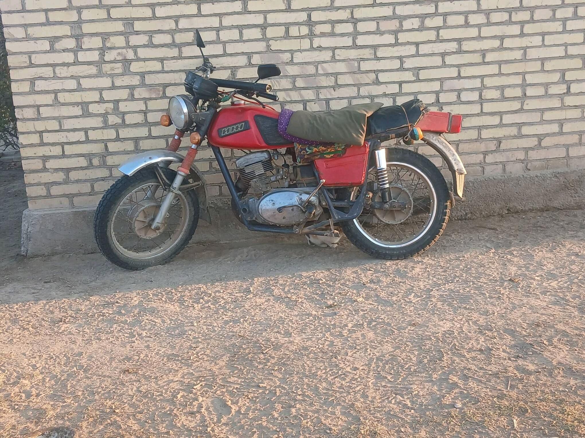 Iž Planeta 5 1999 - 6 000 TMT - Farap - img 2