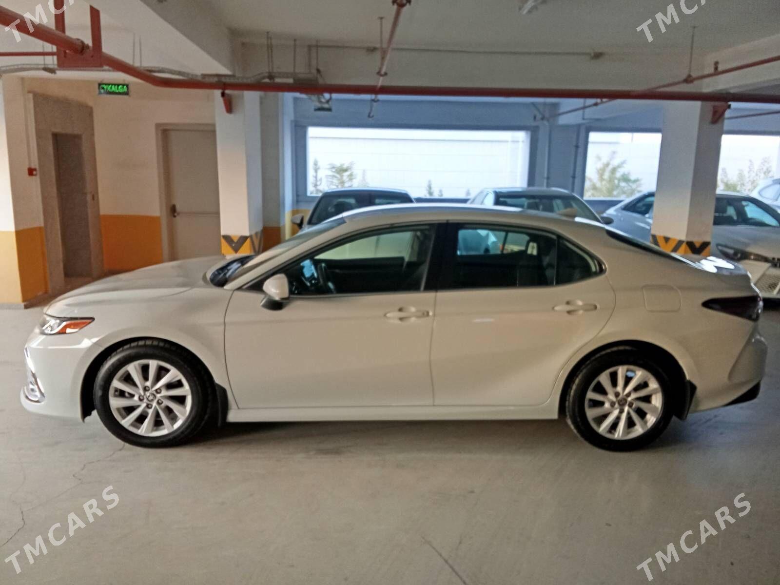 Toyota Camry 2022 - 355 000 TMT - Aşgabat - img 4