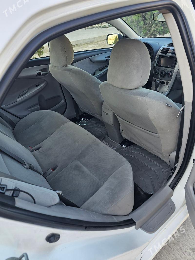 Toyota Corolla 2013 - 172 000 TMT - Ашхабад - img 9