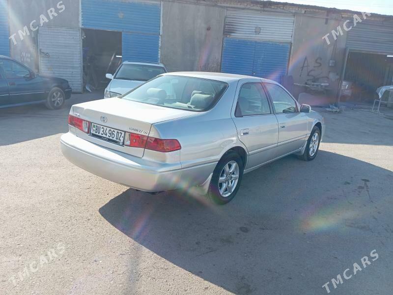 Toyota Camry 2000 - 172 000 TMT - Дашогуз - img 3