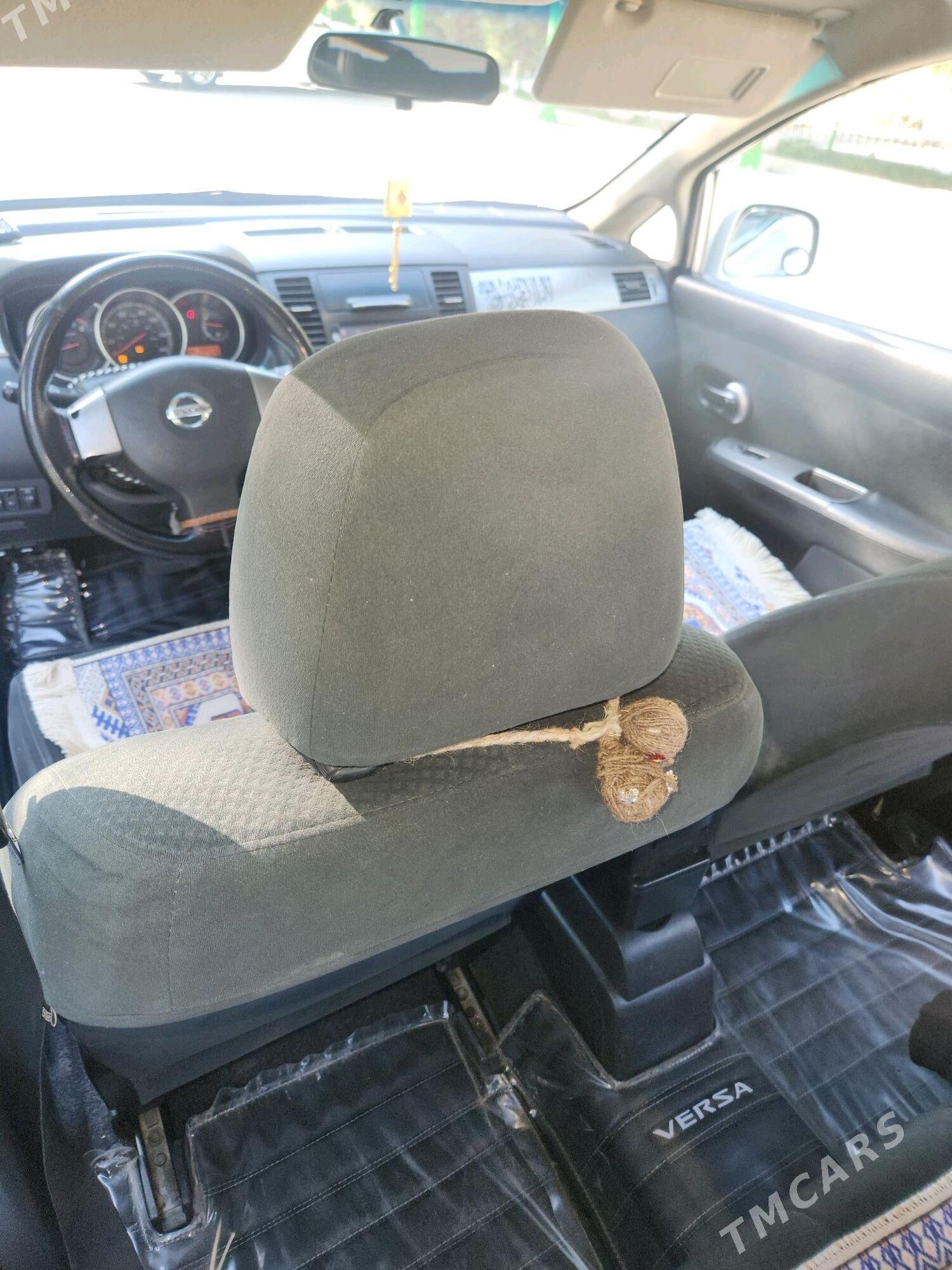 Nissan Versa 2012 - 132 000 TMT - Бузмеин - img 6