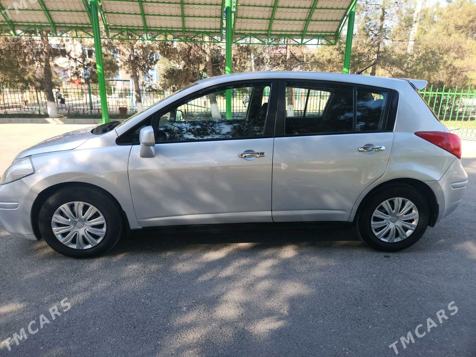 Nissan Versa 2012 - 132 000 TMT - Бузмеин - img 3