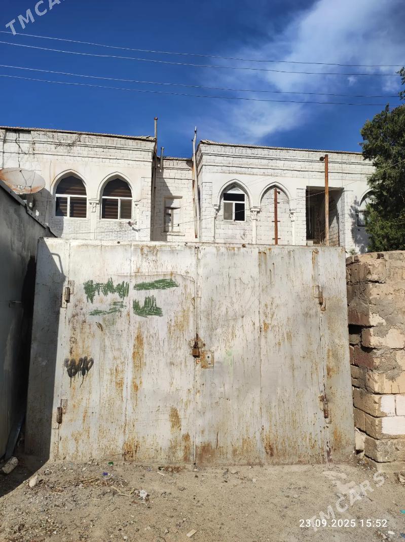 Garaż Гараж - Туркменбаши - img 1