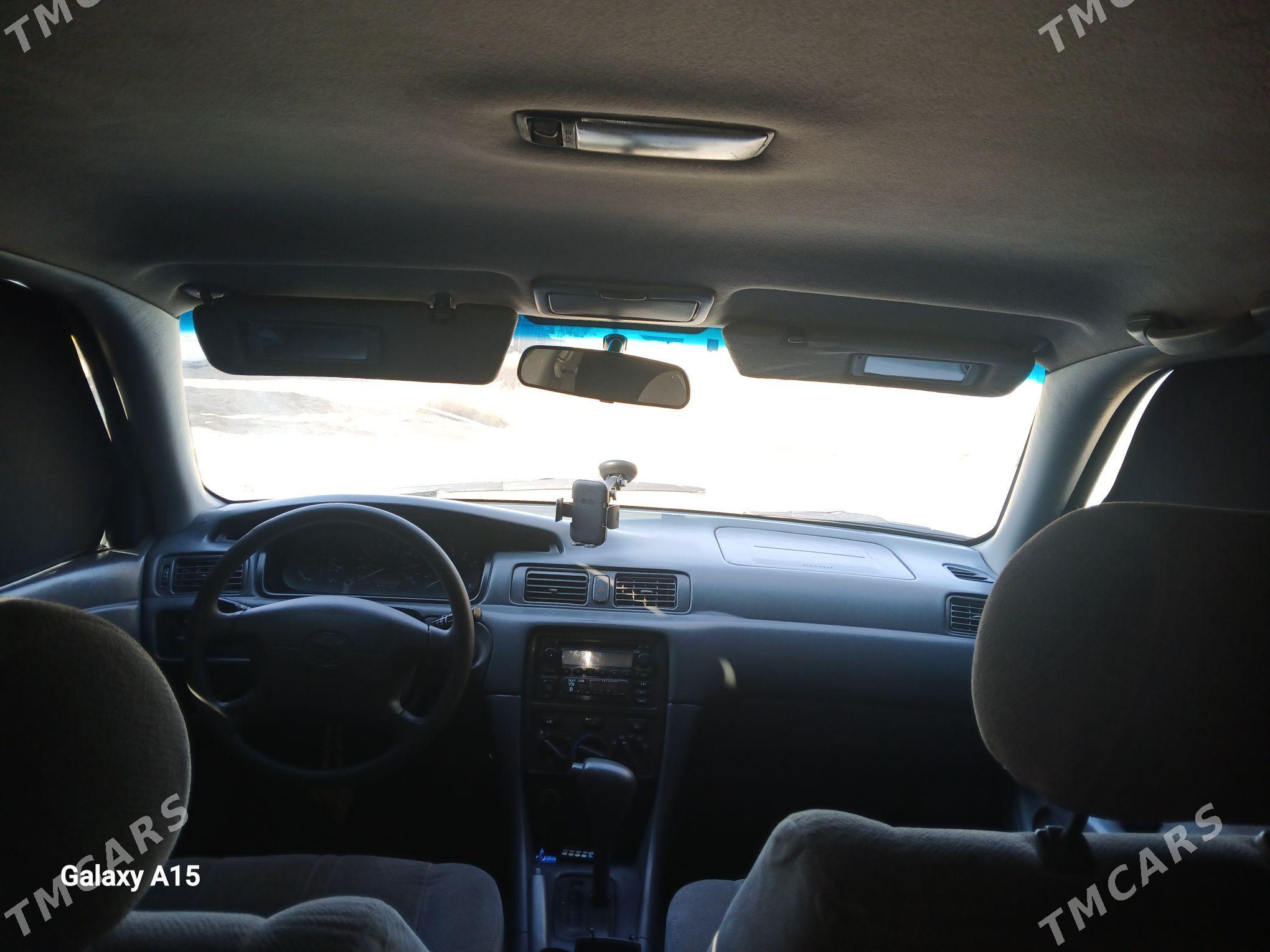 Toyota Camry 2000 - 140 000 TMT - Кёнеургенч - img 1