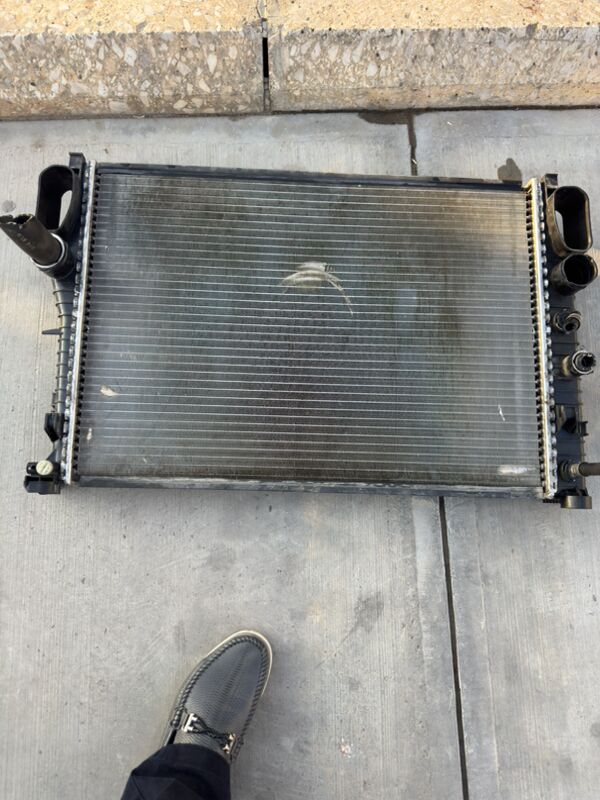 радиатор охлаждения Мерс w211 300 TMT - Kim raýon - img 1