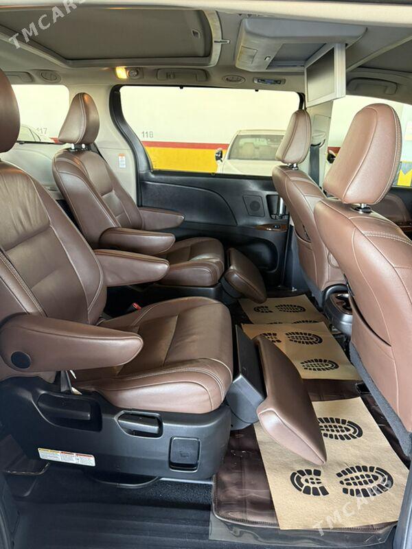 Toyota Sienna 2017 - 510 000 TMT - Aşgabat - img 6