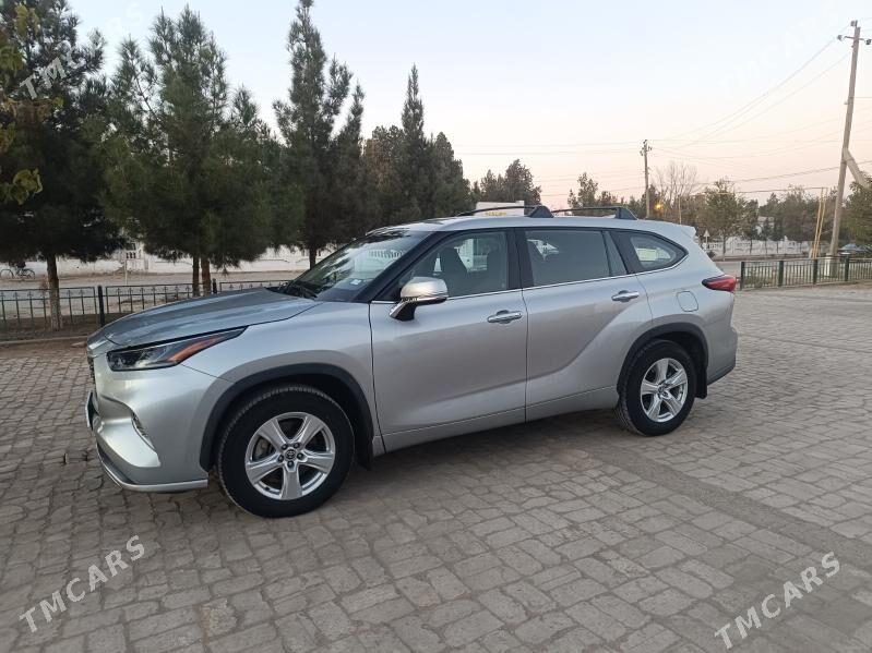 Toyota Highlander 2021 - 520 000 TMT - Garagum etraby - img 2