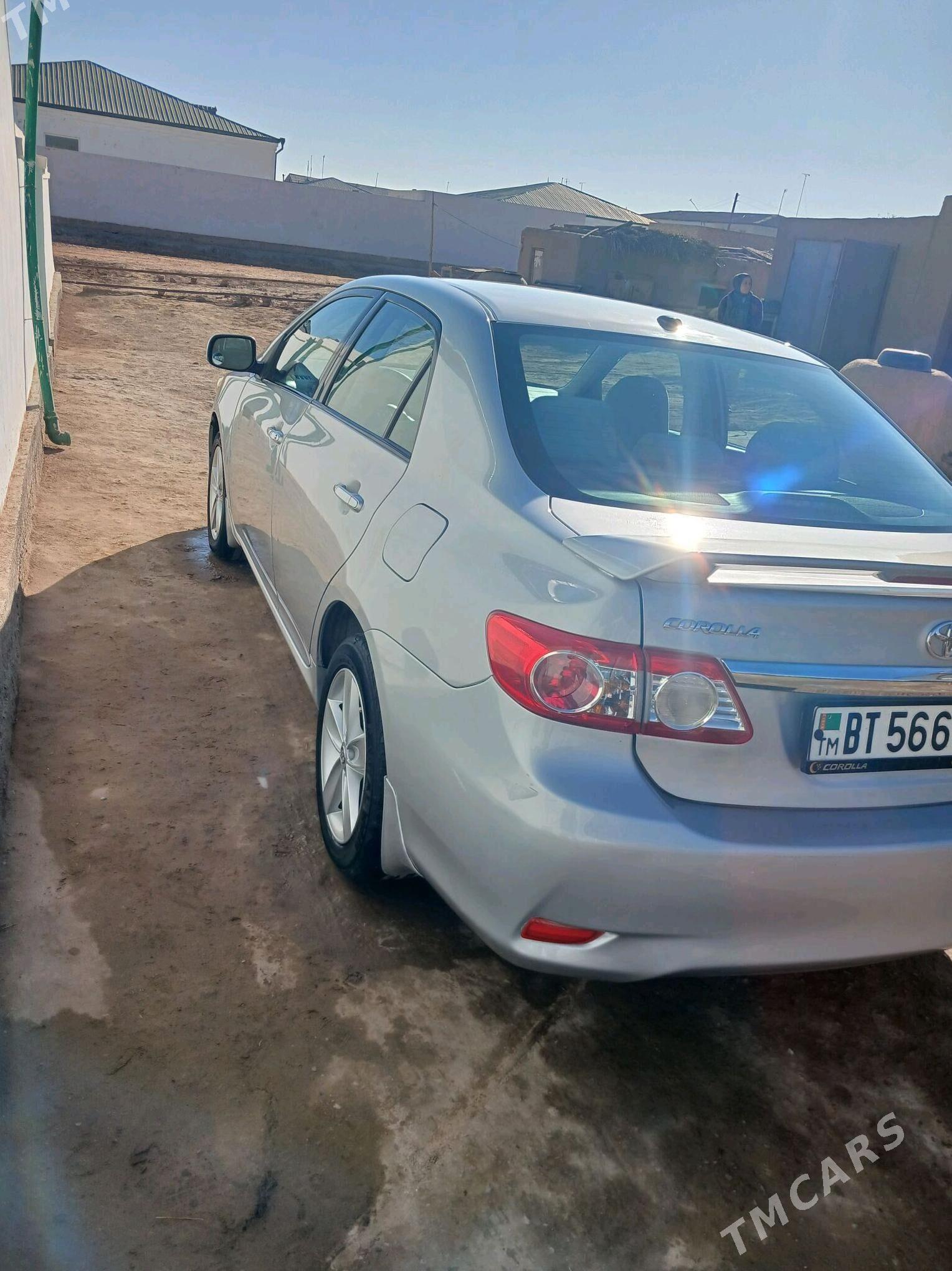 Toyota Corolla 2011 - 175 000 TMT - Гороглы (Тагта) - img 4