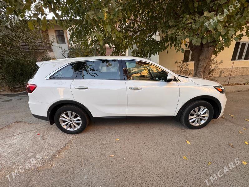 Kia Sorento 2019 - 260 000 TMT - Ашхабад - img 4