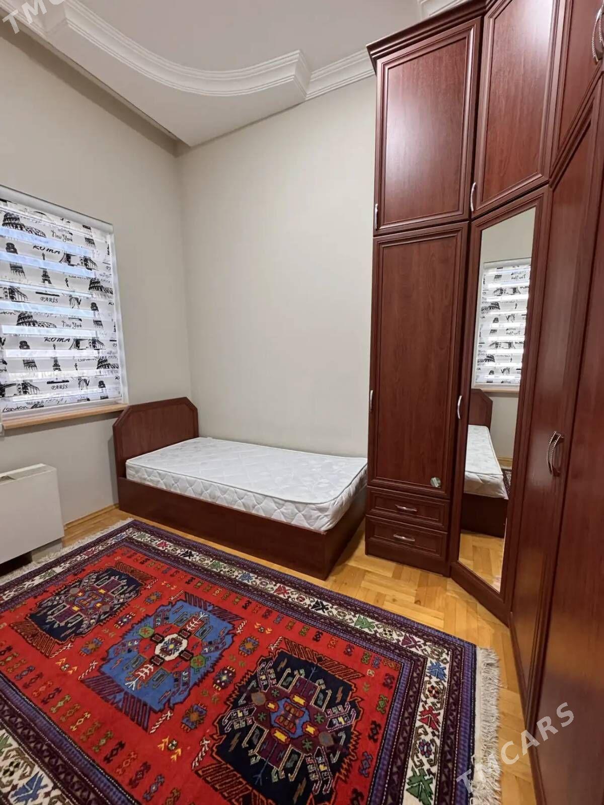 ЭЛИТКА МОЛЛАНЕПЕСА 4 КОМ 10000 - Aşgabat - img 4