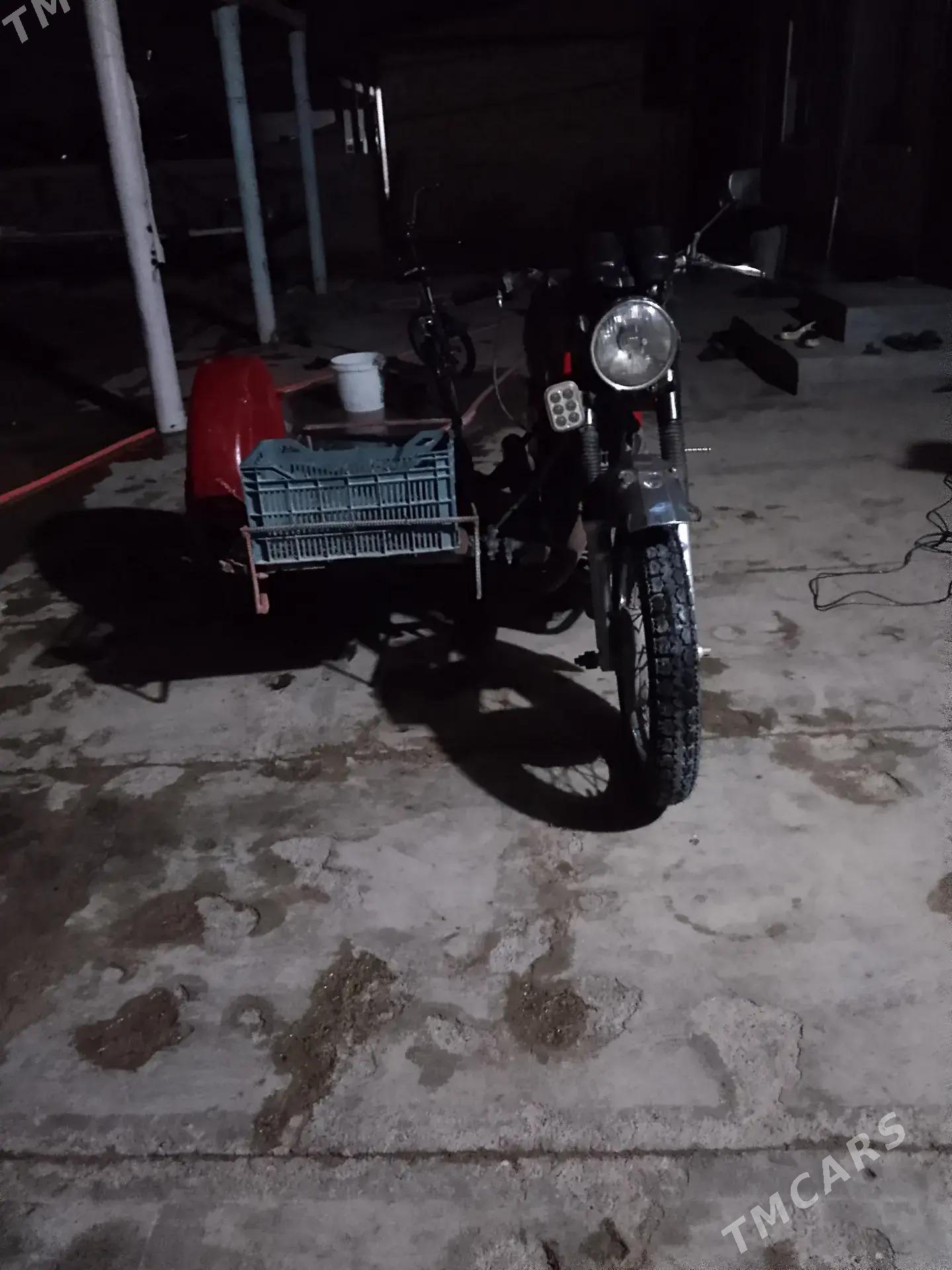 Iž Planeta 5 1996 - 6 000 TMT - Мургап - img 2