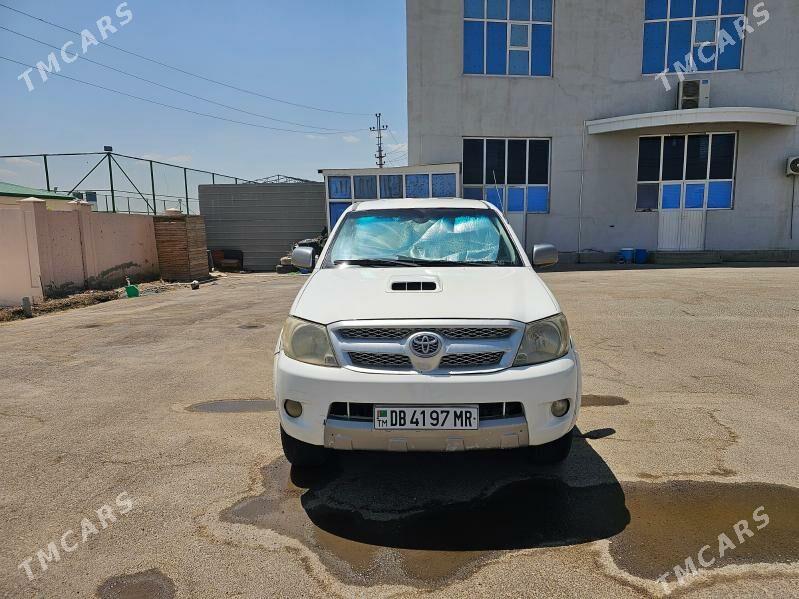 Toyota Hilux 2009 - 245 000 TMT - Мары - img 2