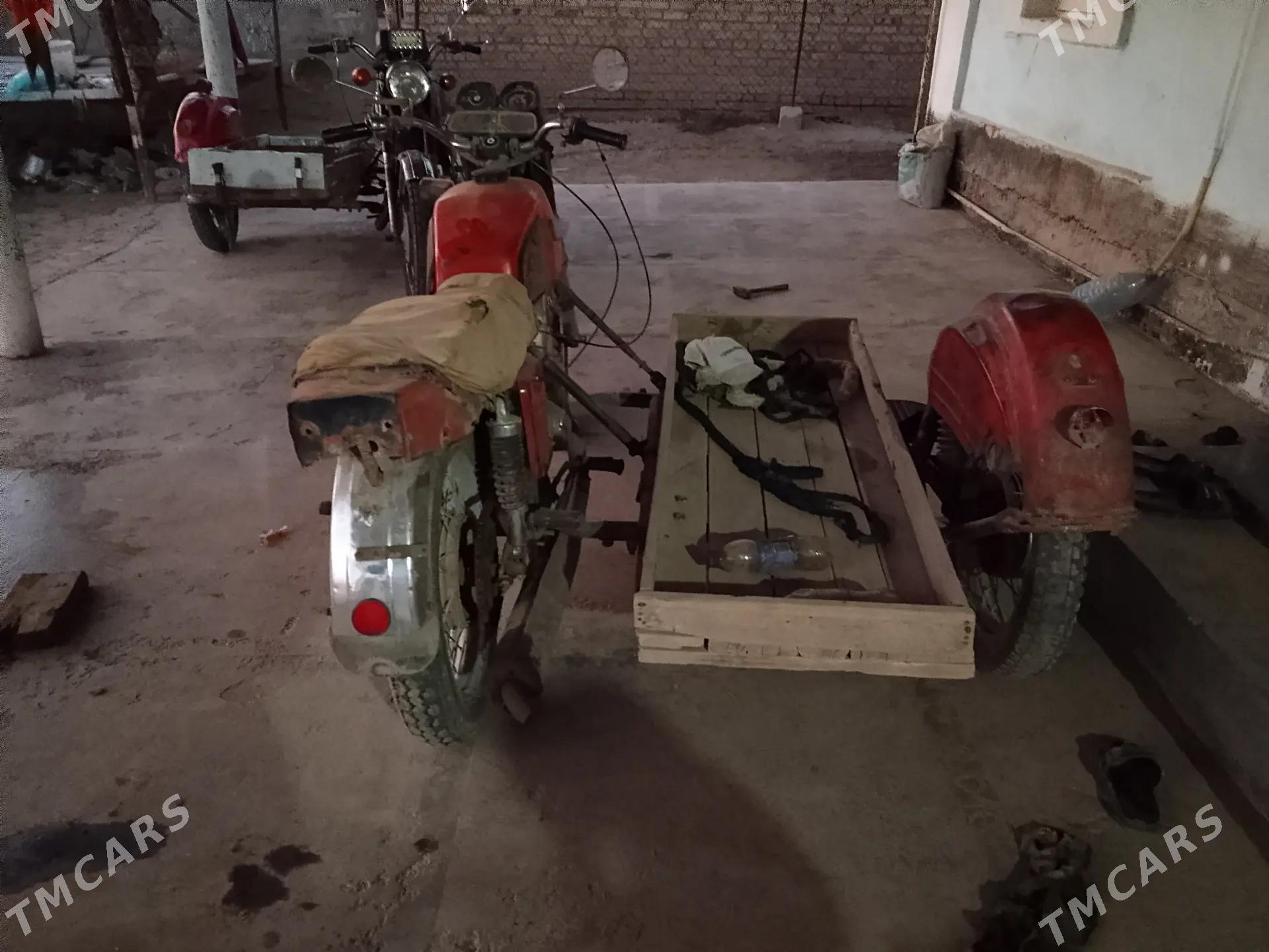 Iž Planeta 5 1996 - 6 000 TMT - Мургап - img 8