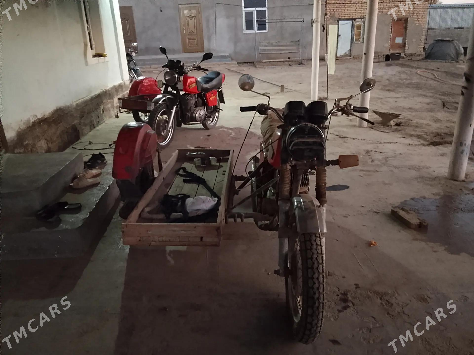 Iž Planeta 5 1996 - 6 000 TMT - Мургап - img 3