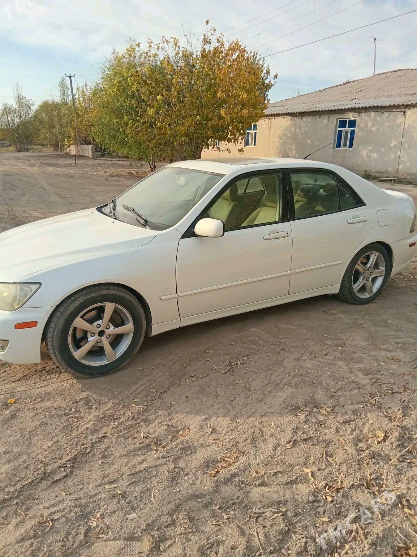 Lexus ES 300h 2004 - 140 000 TMT - Кёнеургенч - img 1