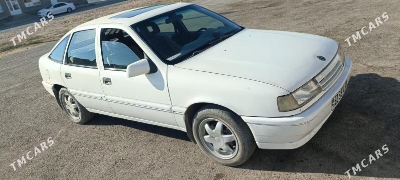 Opel Vectra 1990 - 40 000 TMT - Tejen - img 2