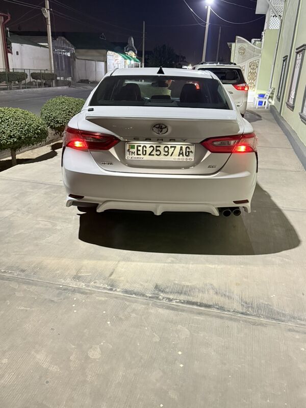 Toyota Camry 2018 - 310 000 TMT - Aşgabat - img 4