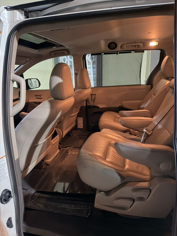 Toyota Sienna 2017 - 410 000 TMT - Aşgabat - img 5