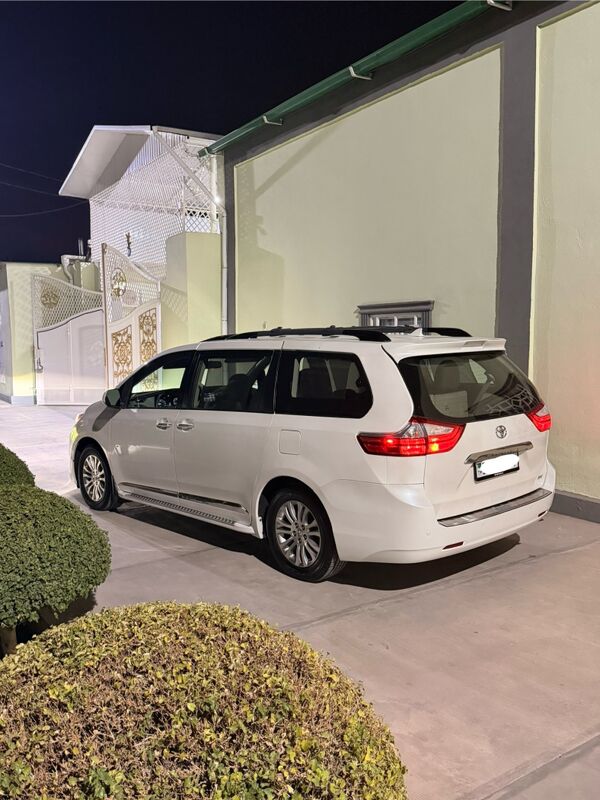 Toyota Sienna 2017 - 410 000 TMT - Aşgabat - img 3