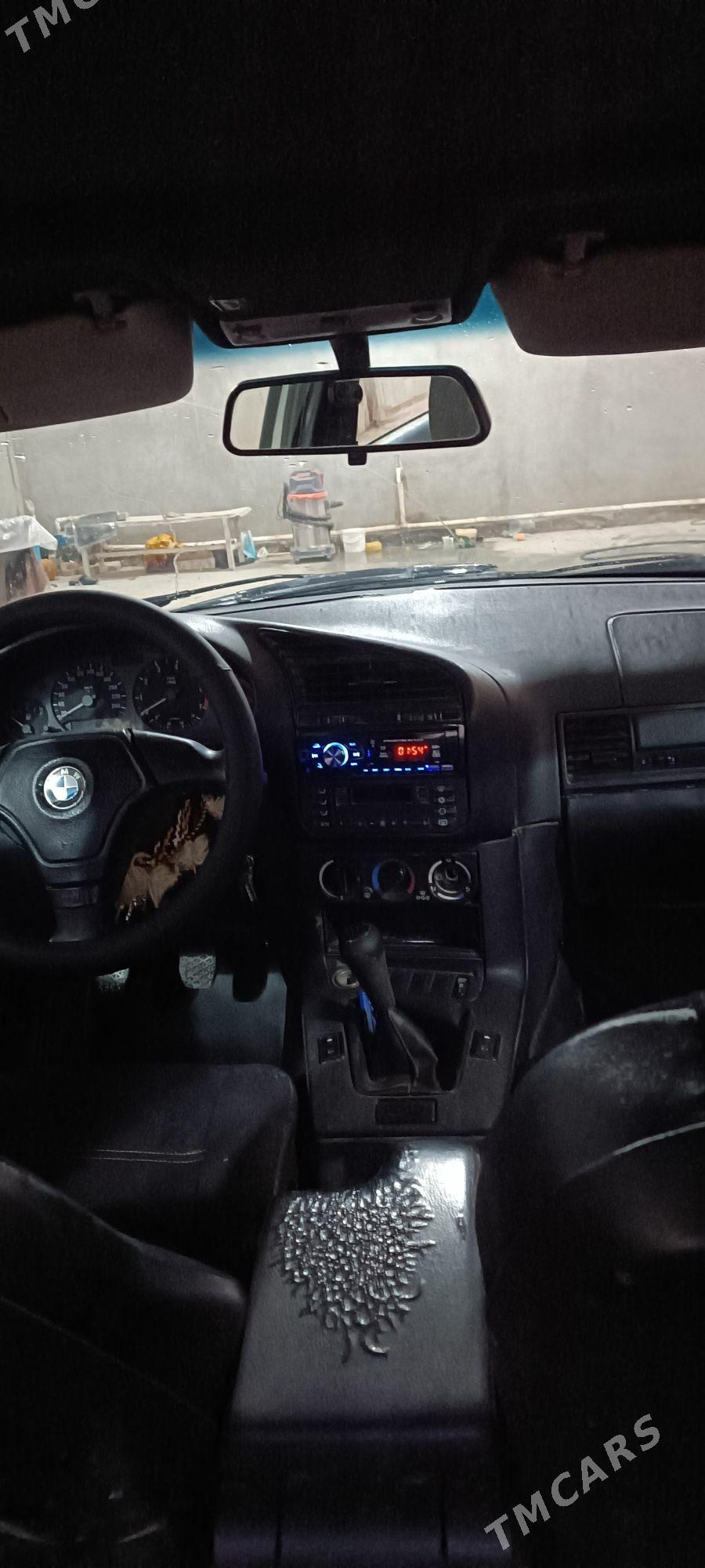 BMW 323 1996 - 51 000 TMT - Туркменгала - img 4