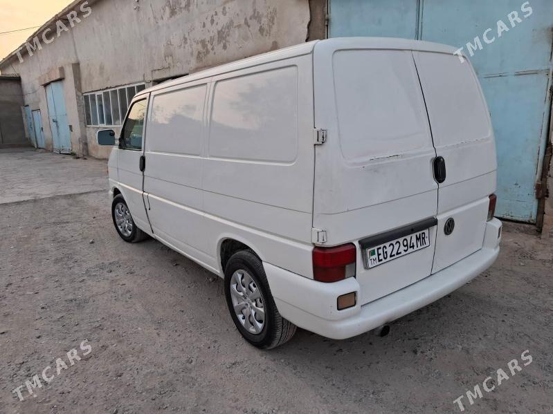Volkswagen Transporter 2001 - 75 000 TMT - Мары - img 6