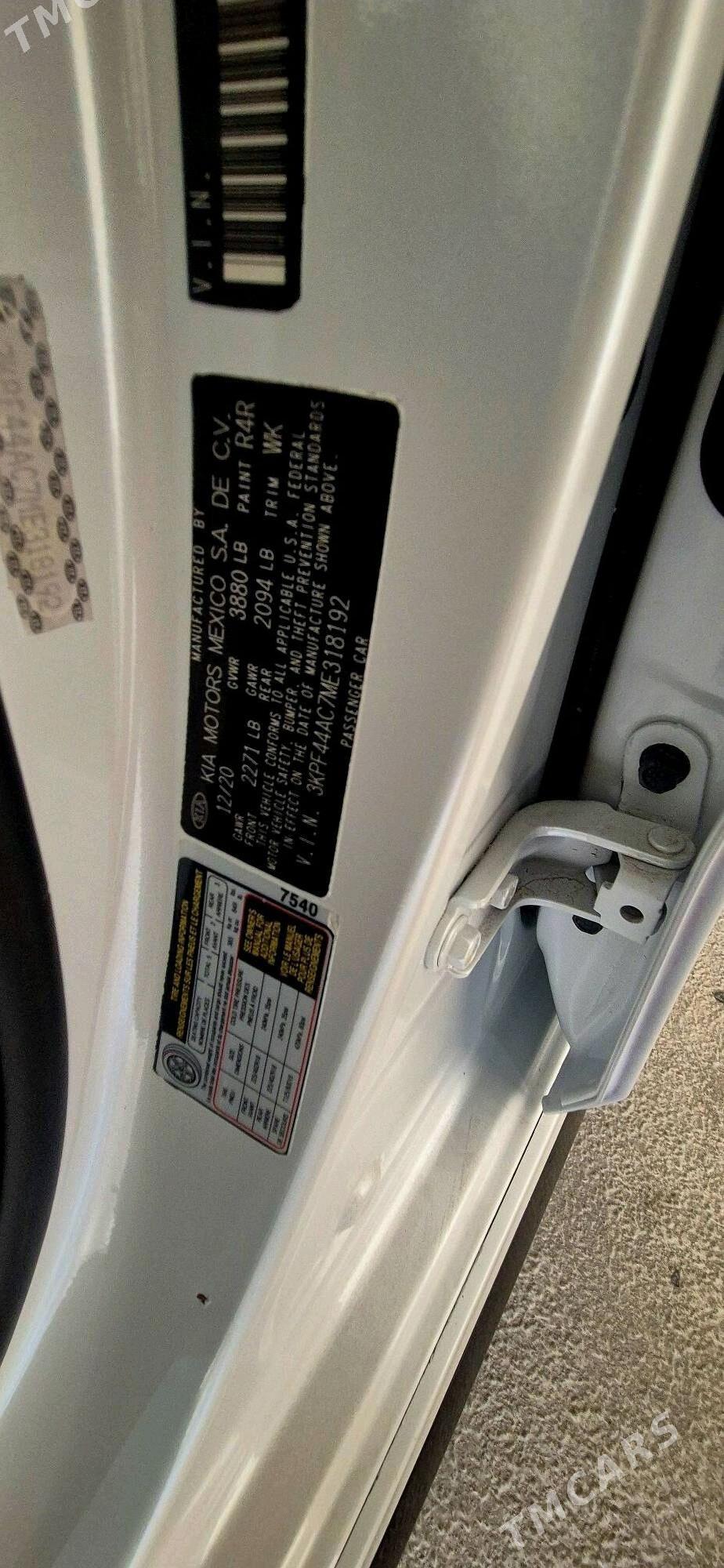 Kia Forte 2020 - 250 000 TMT - Ашхабад - img 9