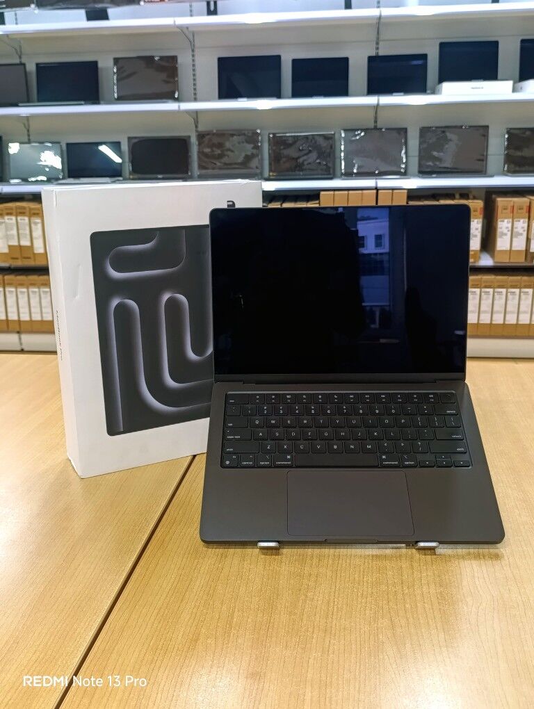 Macbook / M3 PRO / 18GB RAM - Aşgabat - img 1