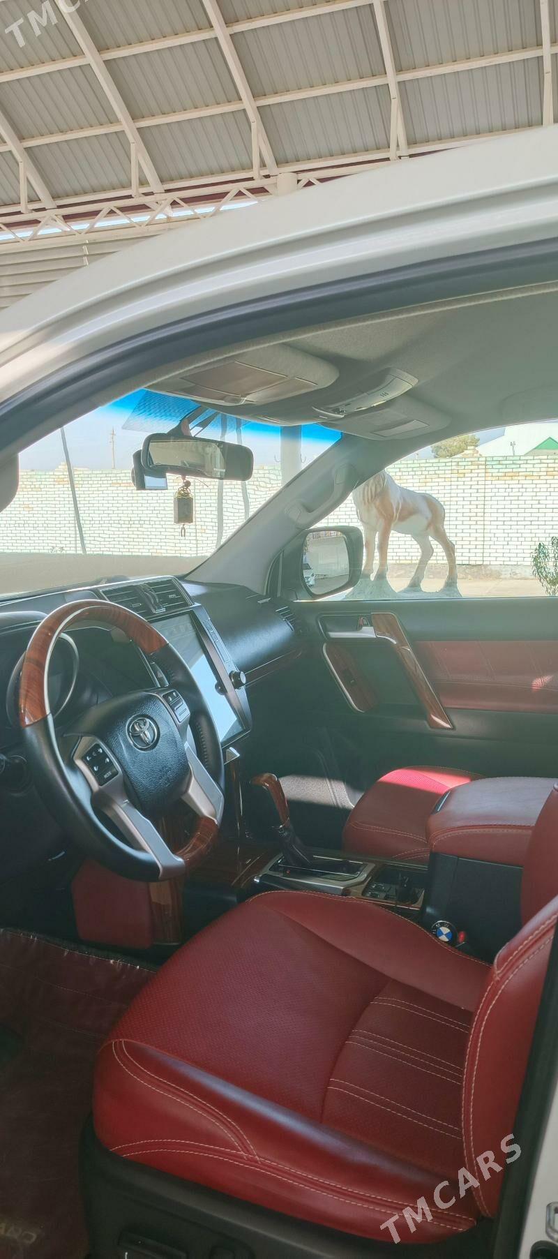 Toyota Land Cruiser Prado 2015 - 720 000 TMT - Мары - img 5