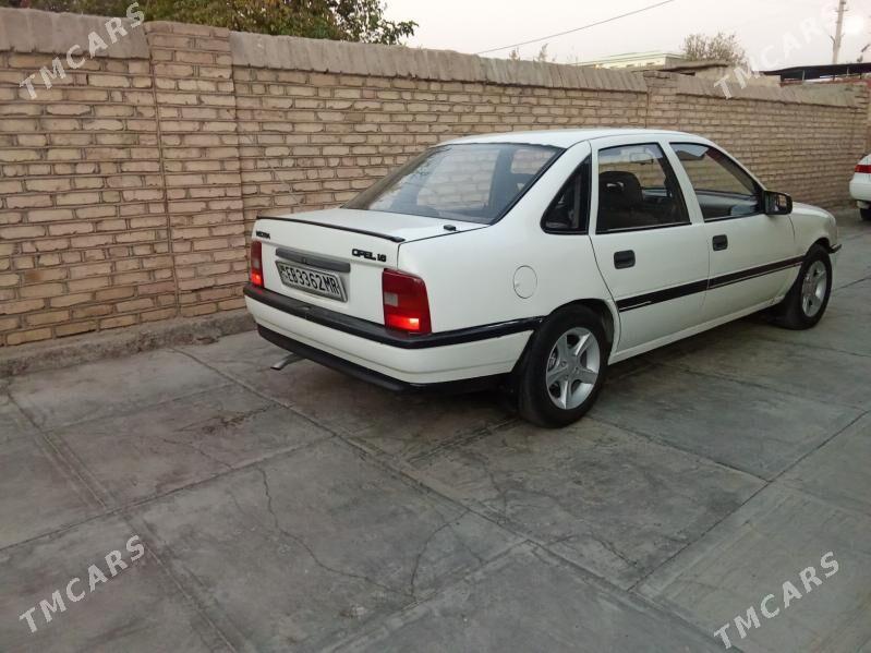Opel Vectra 1993 - 35 000 TMT - Мары - img 3