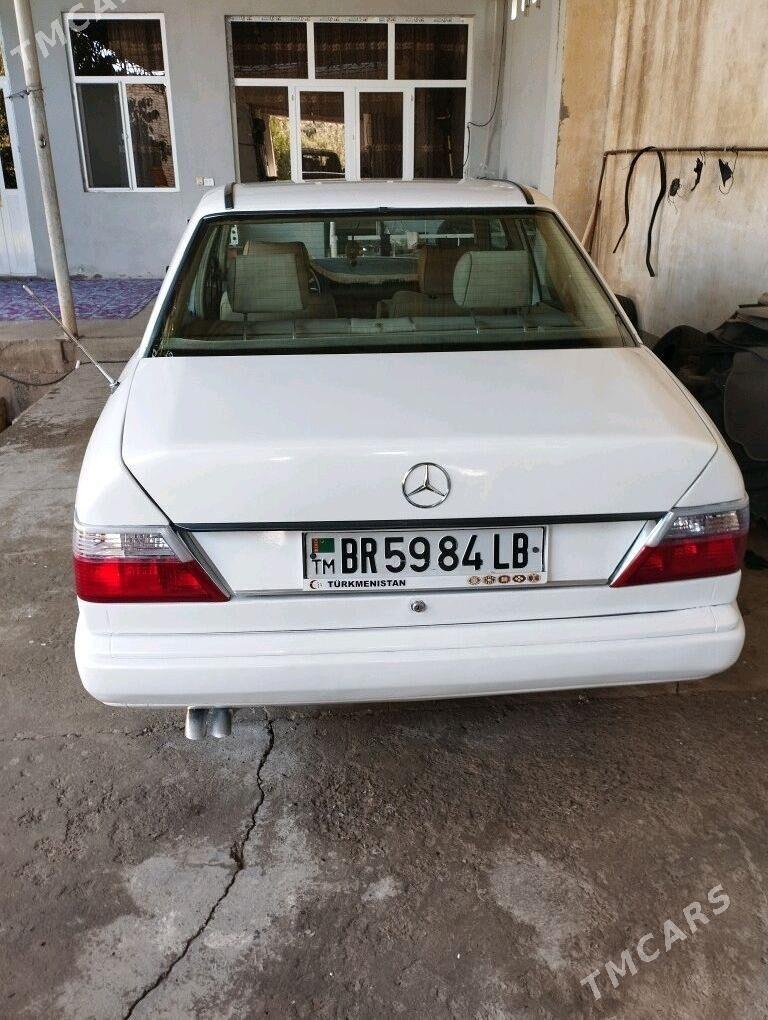 Mercedes-Benz E300 1989 - 50 000 TMT - Туркменабат - img 5
