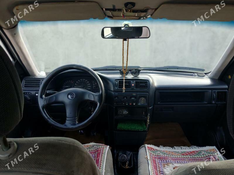 Opel Vectra 1992 - 30 000 TMT - Bäherden - img 5