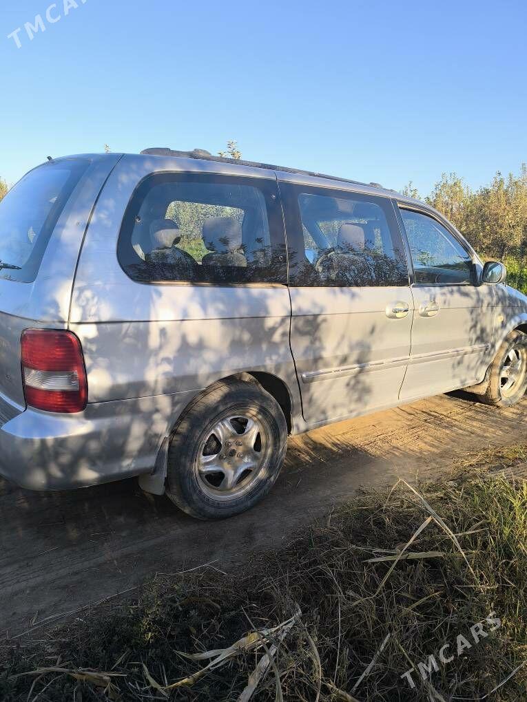 Kia Carnival 2003 - 60 000 TMT - Gurbansoltan Eje - img 1