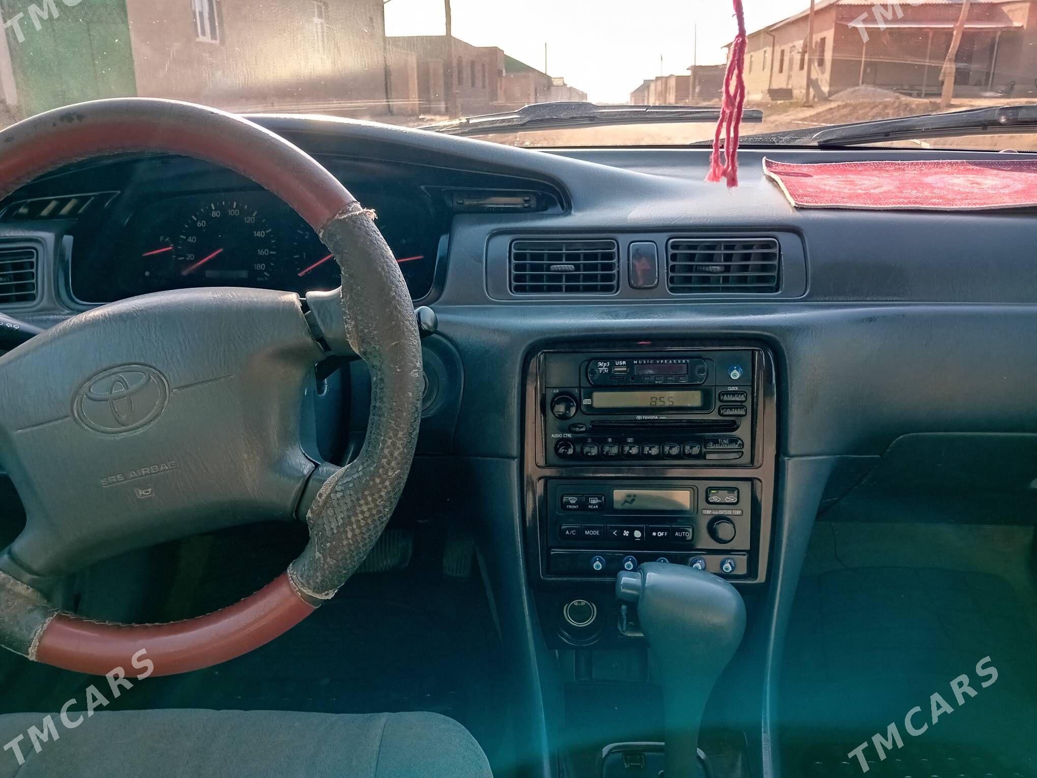 Toyota Camry 2000 - 130 000 TMT - етр. Туркменбаши - img 2