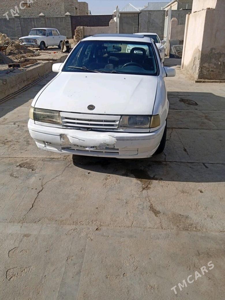 Opel Vectra 1991 - 14 000 TMT - Мары - img 3