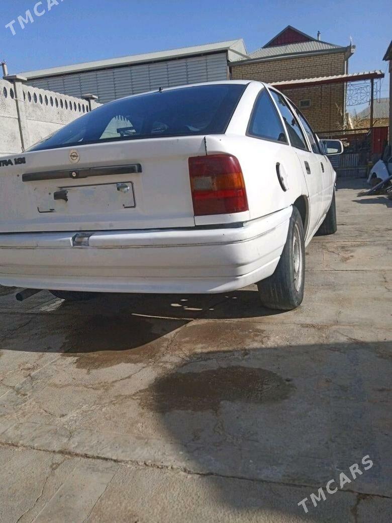 Opel Vectra 1991 - 14 000 TMT - Мары - img 1