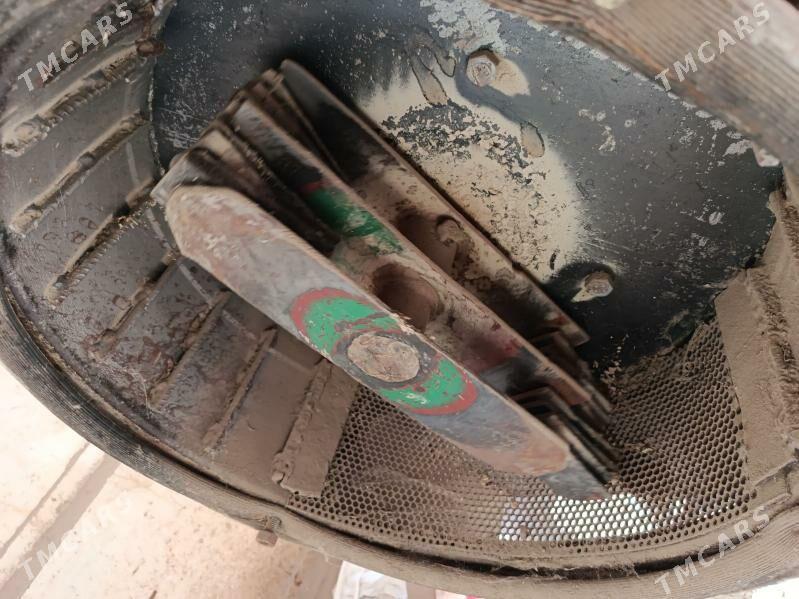 DANE ÜWEYAN - Чарджоу - img 4