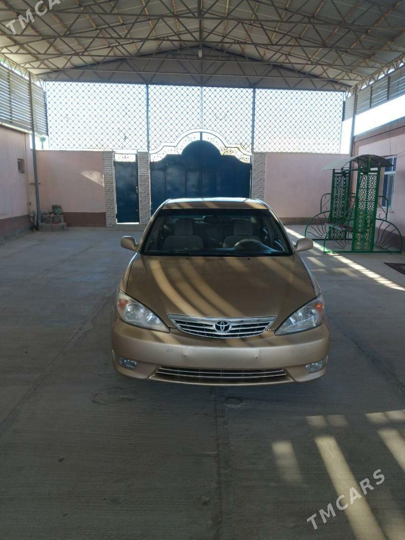 Toyota Camry 2003 - 137 000 TMT - Бахарден - img 2