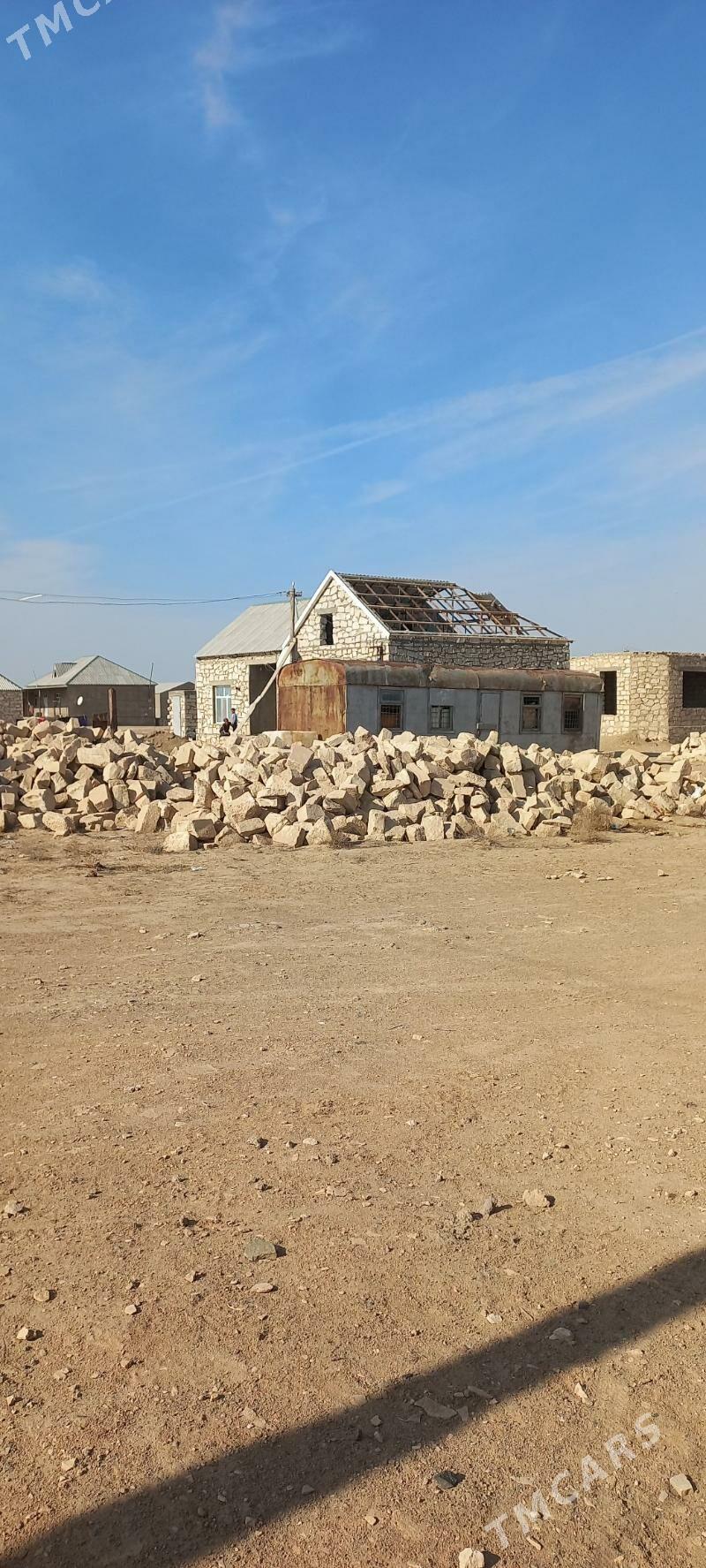 Akdas yer - Türkmenbaşy - img 3