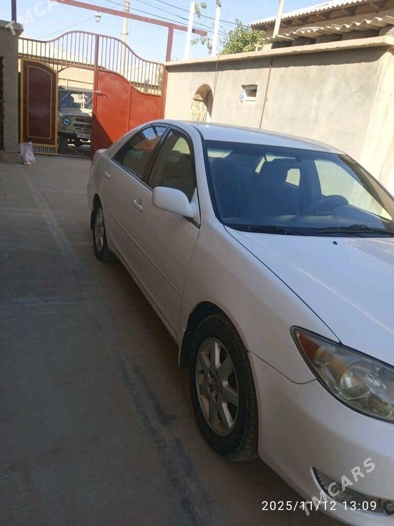 Toyota Camry 2005 - 156 000 TMT - Теджен - img 4