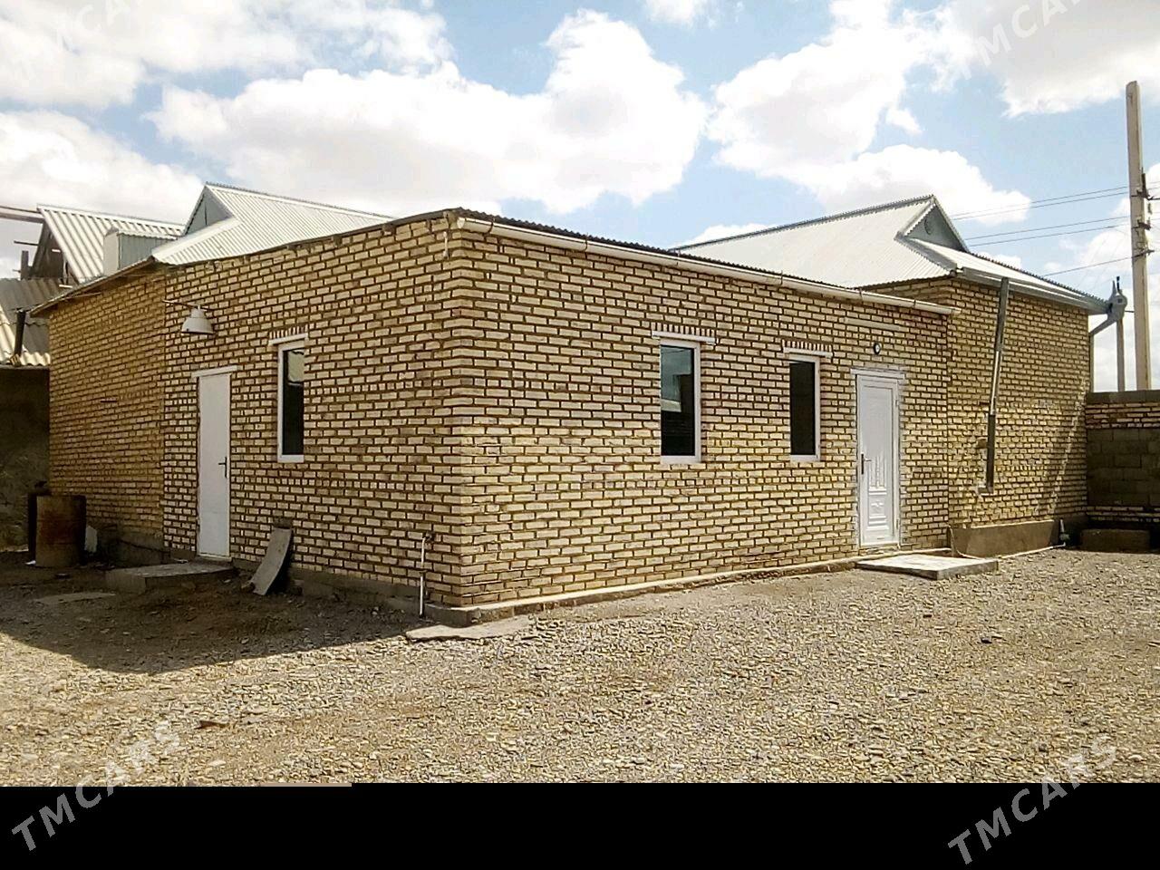 Sarahs satlyk jaý. - Серахс - img 3