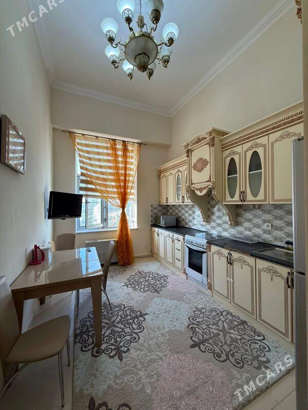 Подвойская Элитка 4 ком 190м2 - Aşgabat - img 6