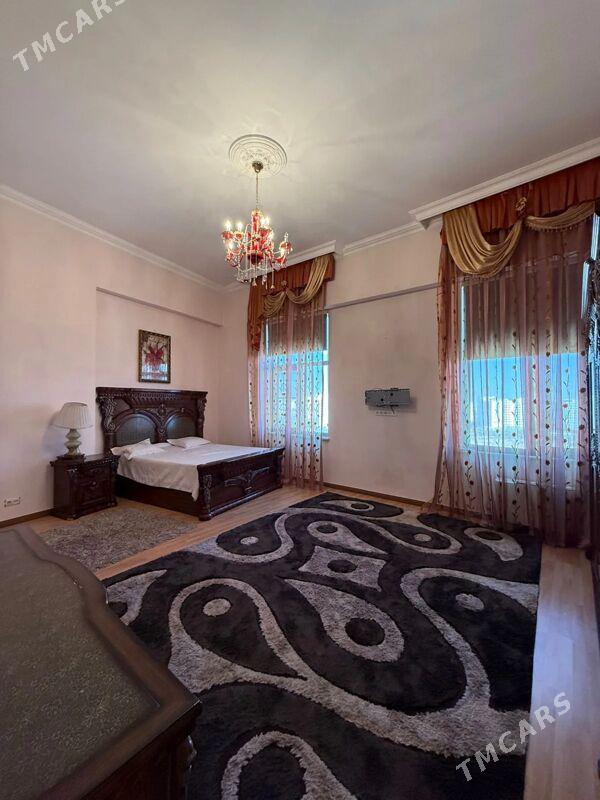 Подвойская Элитка 4 ком 190м2 - Aşgabat - img 3