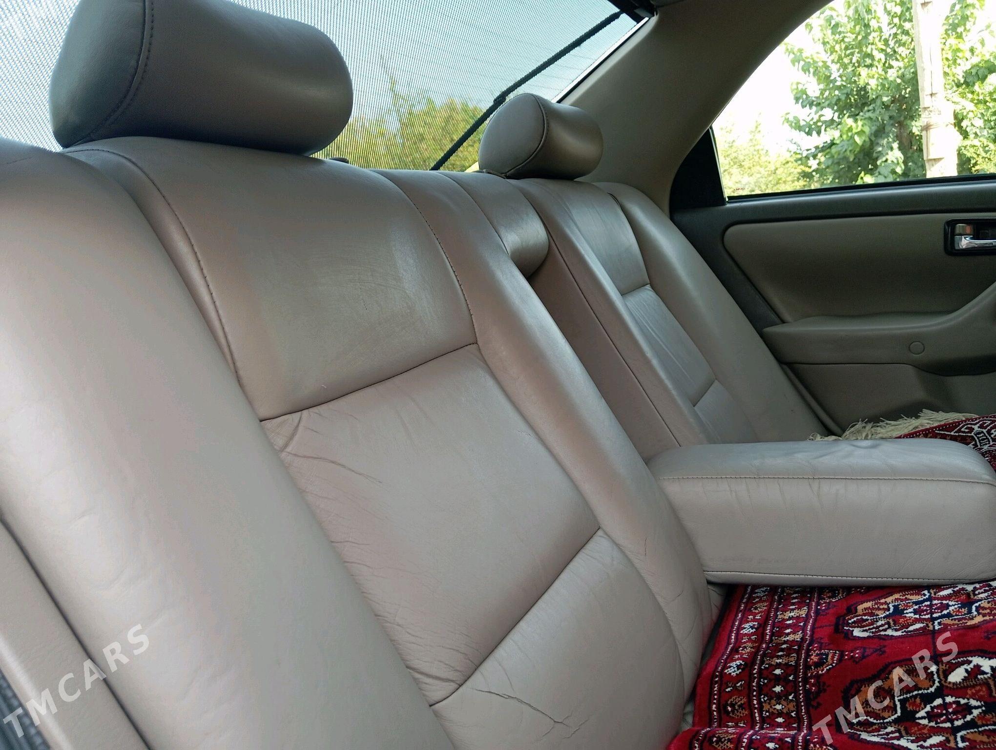 Toyota Camry 2000 - 175 000 TMT - Байрамали - img 10