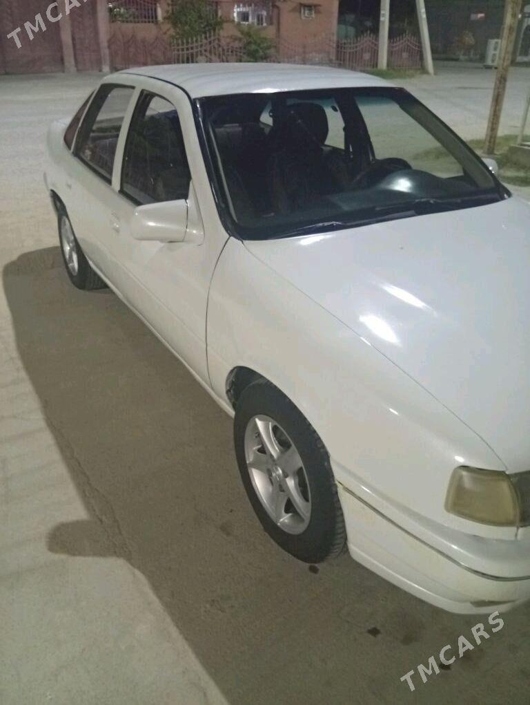Opel Vectra 1992 - 30 000 TMT - Бахарден - img 2