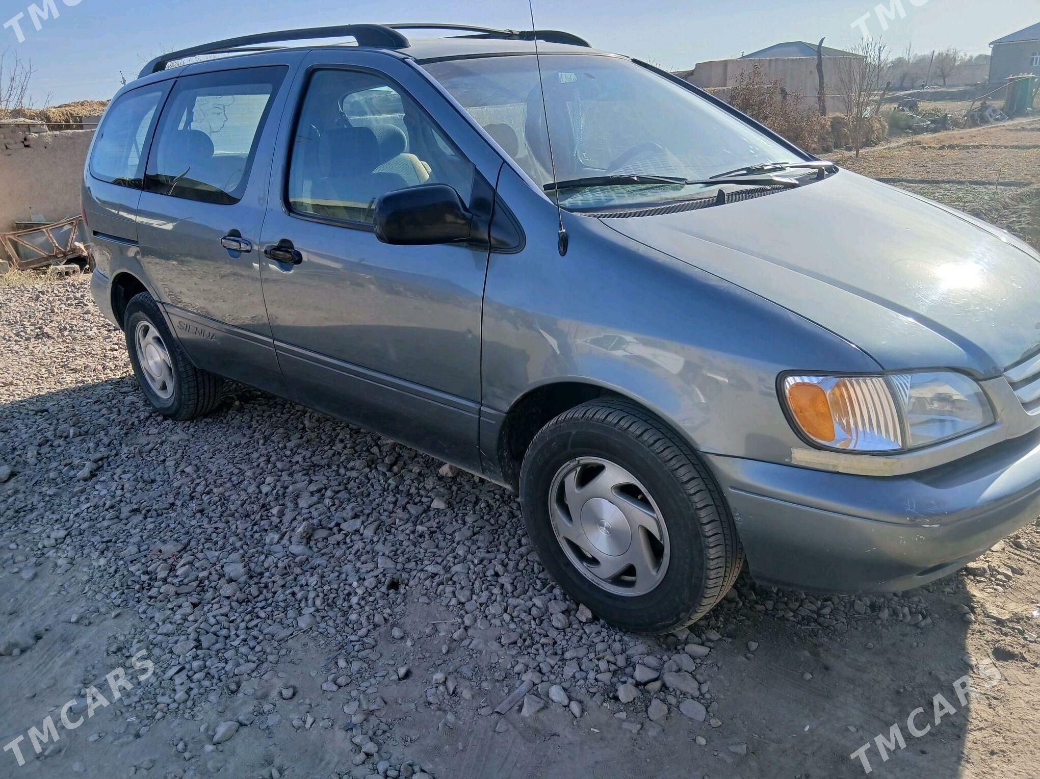 Toyota Sienna 1998 - 170 000 TMT - Gubadag - img 2