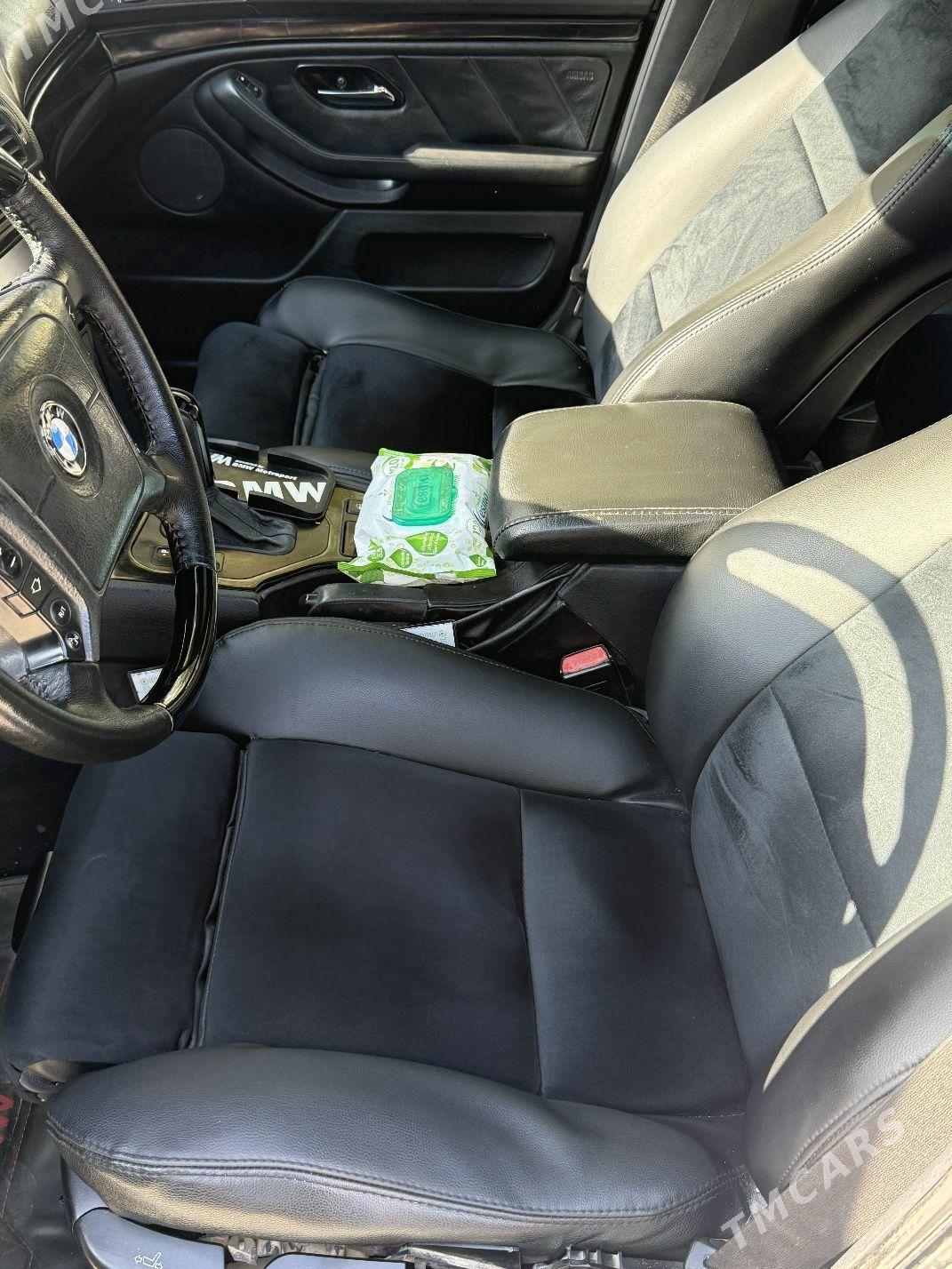 BMW E39 2001 - 121 000 TMT - Балканабат - img 8