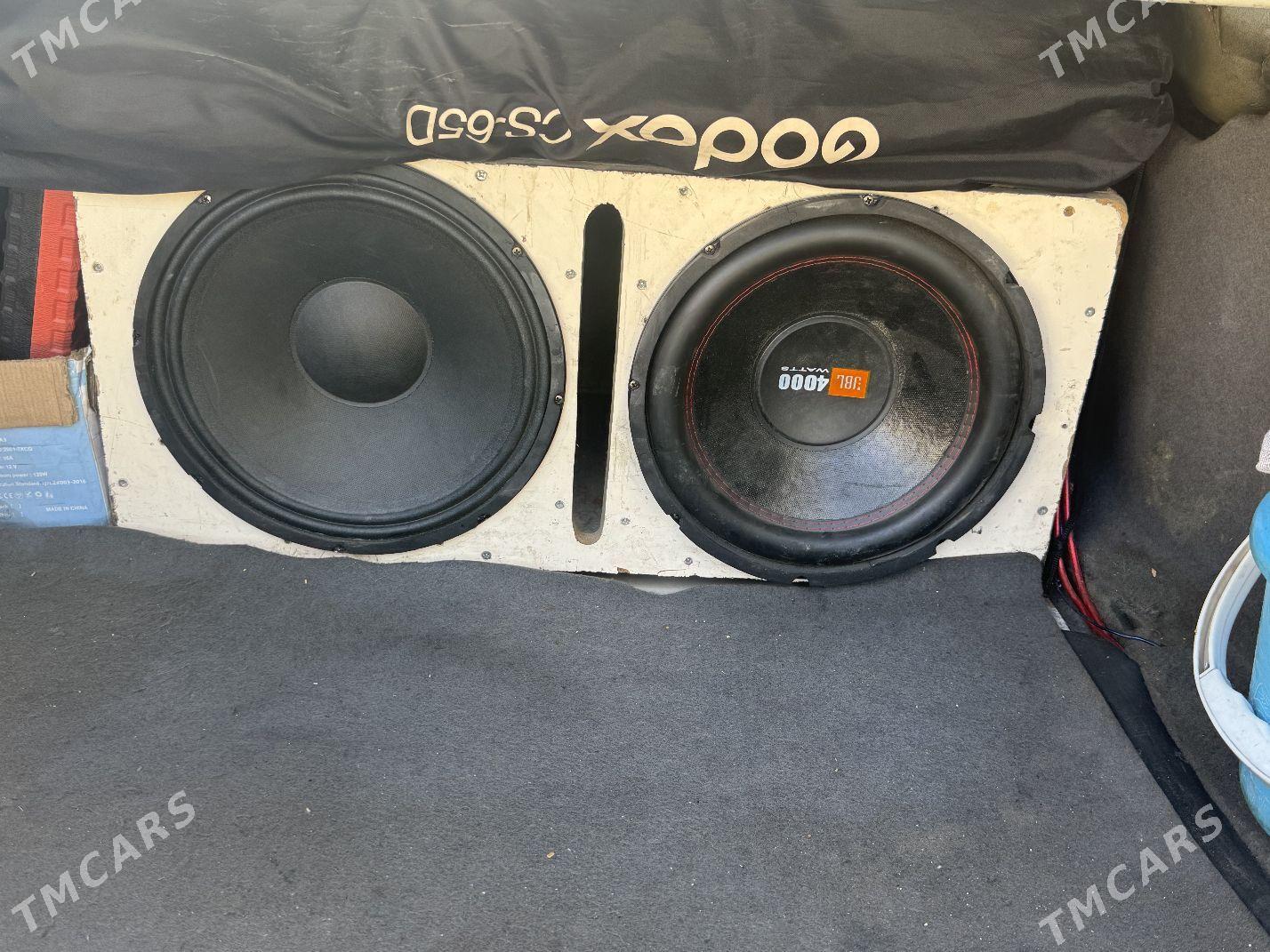 BMW E39 2001 - 121 000 TMT - Балканабат - img 9